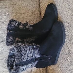 Minelli Black and Gray Winter Boots Size 8
